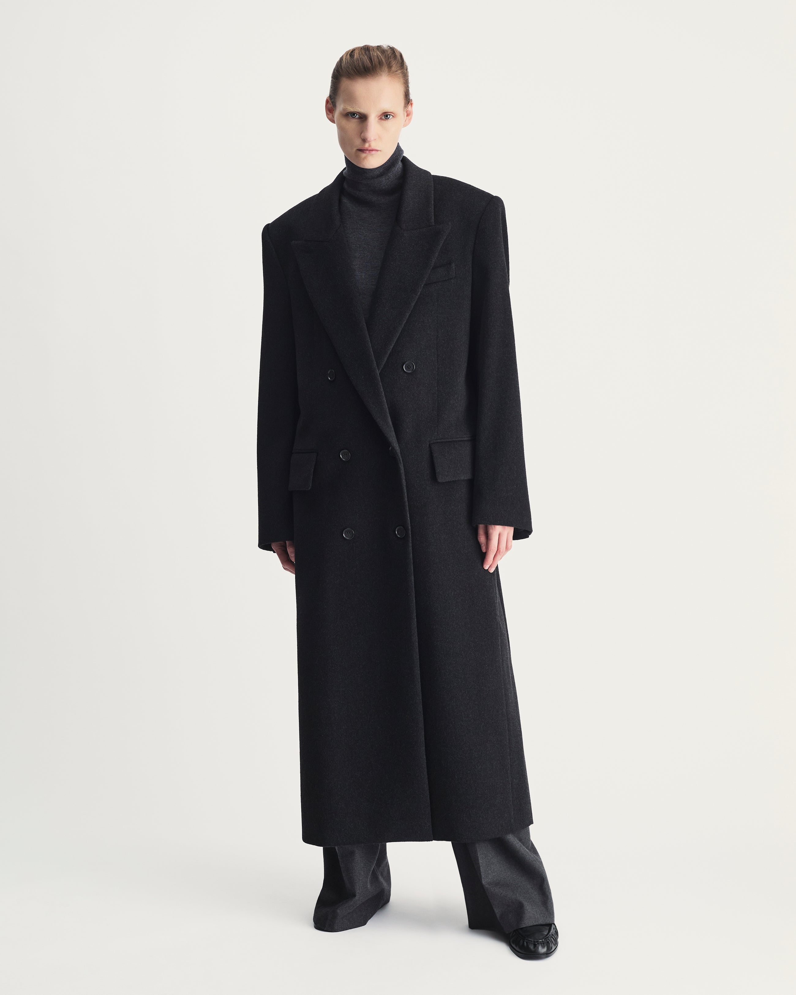 Maren Coat in Grey Virgin Wool