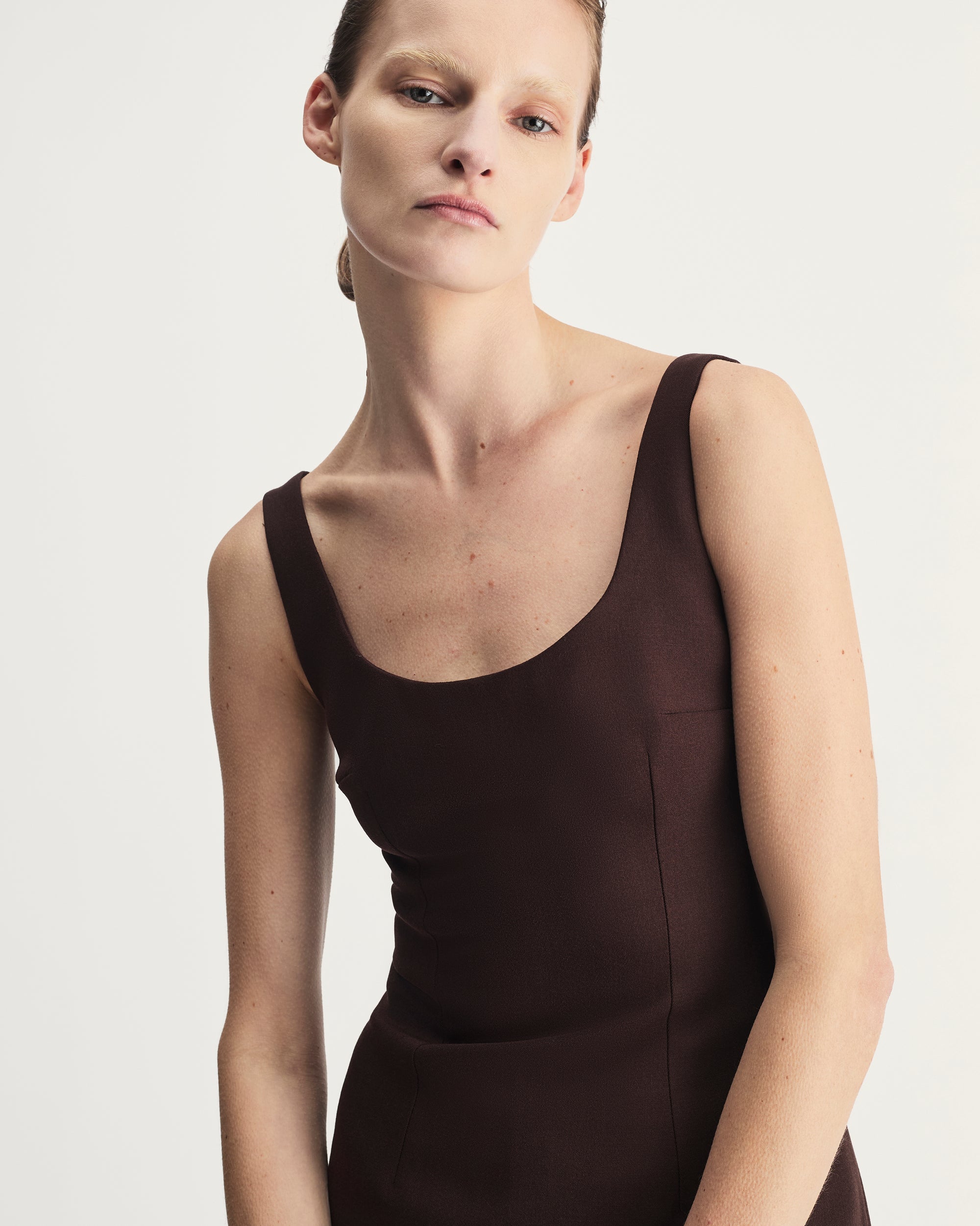 Aurora Dress in Brown Virgin Wool