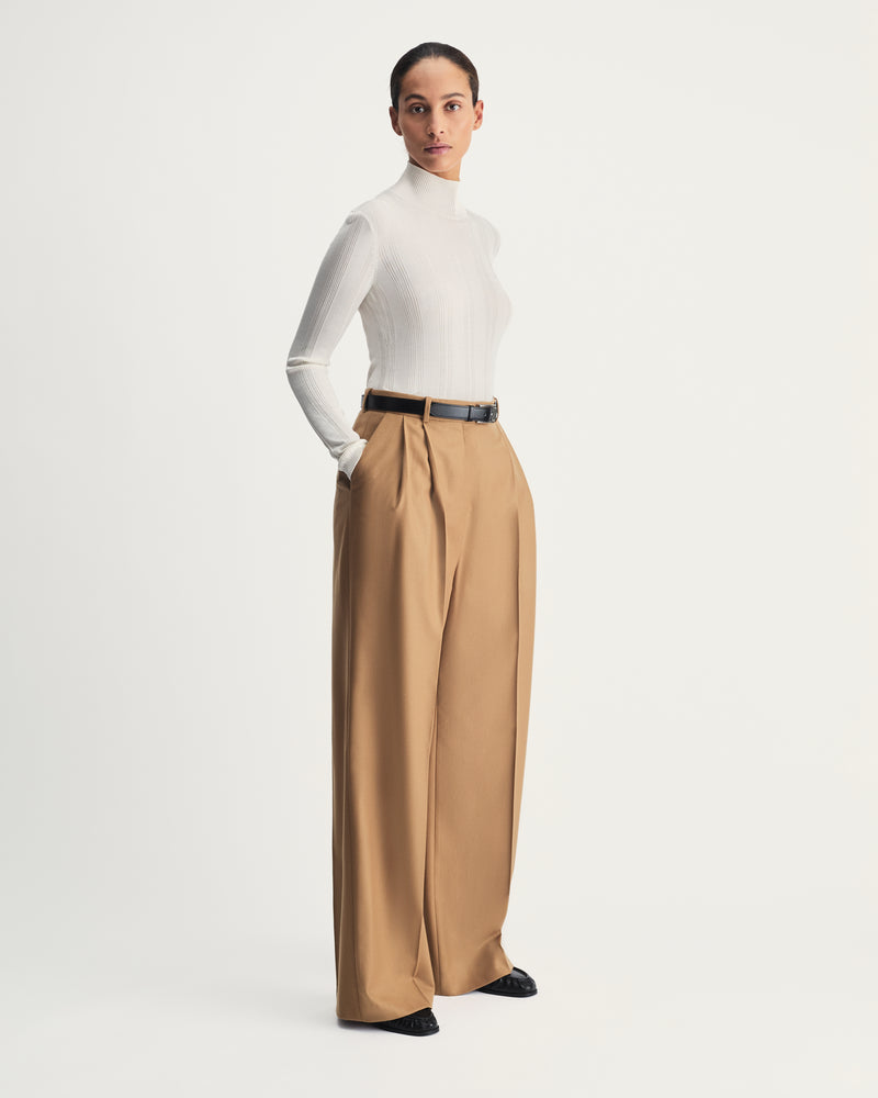 Cruz Trousers in Camel Merino Wool