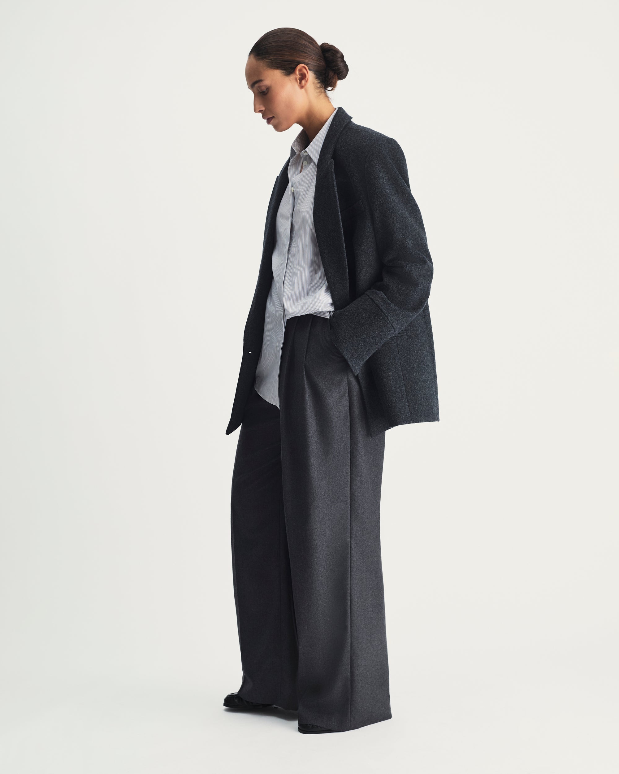 Olivia Blazer in Grey Virgin Wool